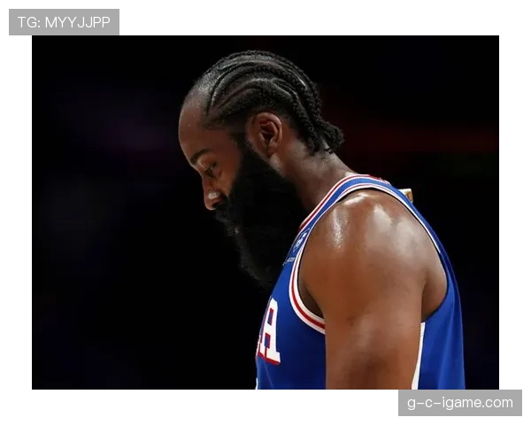 恩比德家里居然还有私人按摩师？这生活也太不像篮球人生了吧！